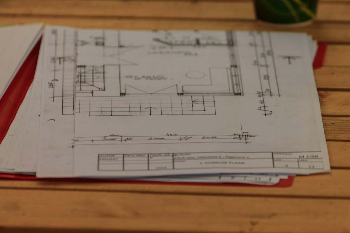 Abitazione con design contemporaneo e materiali sostenibili